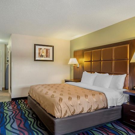 Quality Inn קוקוויל מראה חיצוני תמונה