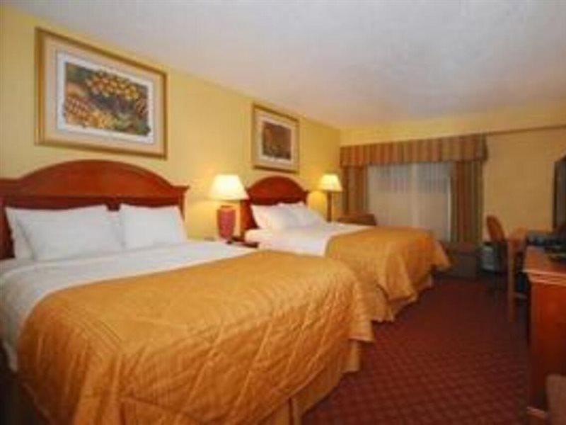 Quality Inn קוקוויל מראה חיצוני תמונה