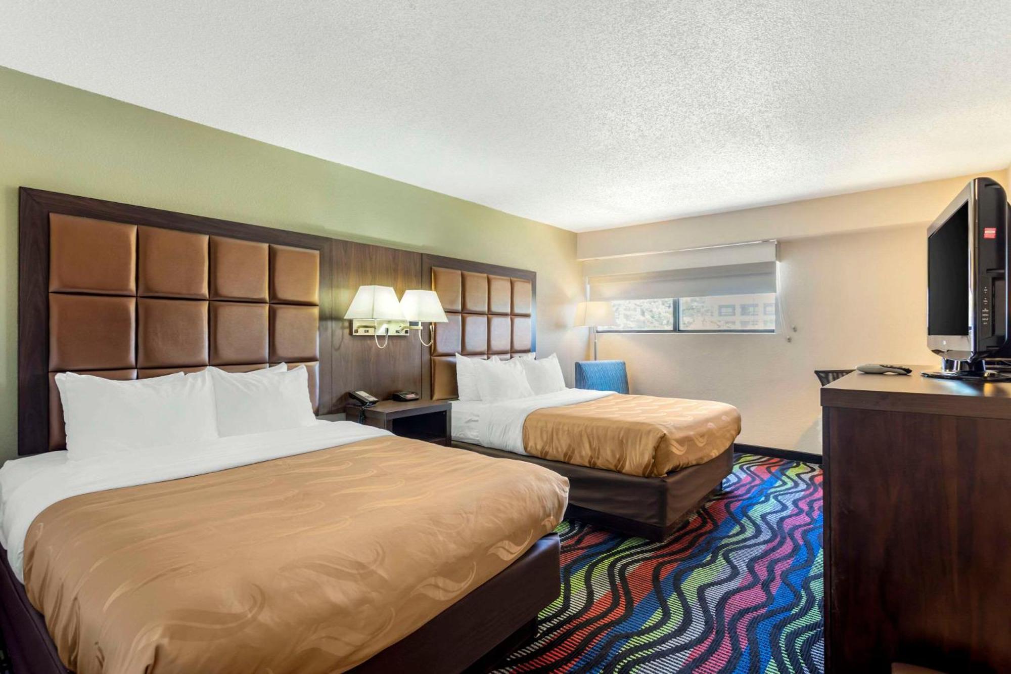 Quality Inn קוקוויל מראה חיצוני תמונה