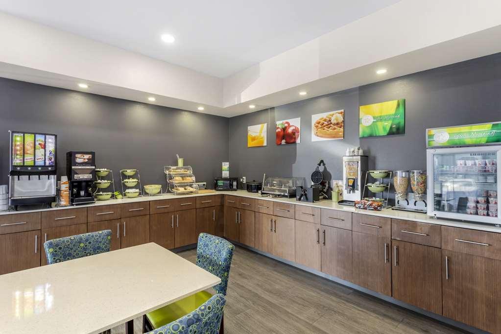 Quality Inn קוקוויל מסעדה תמונה