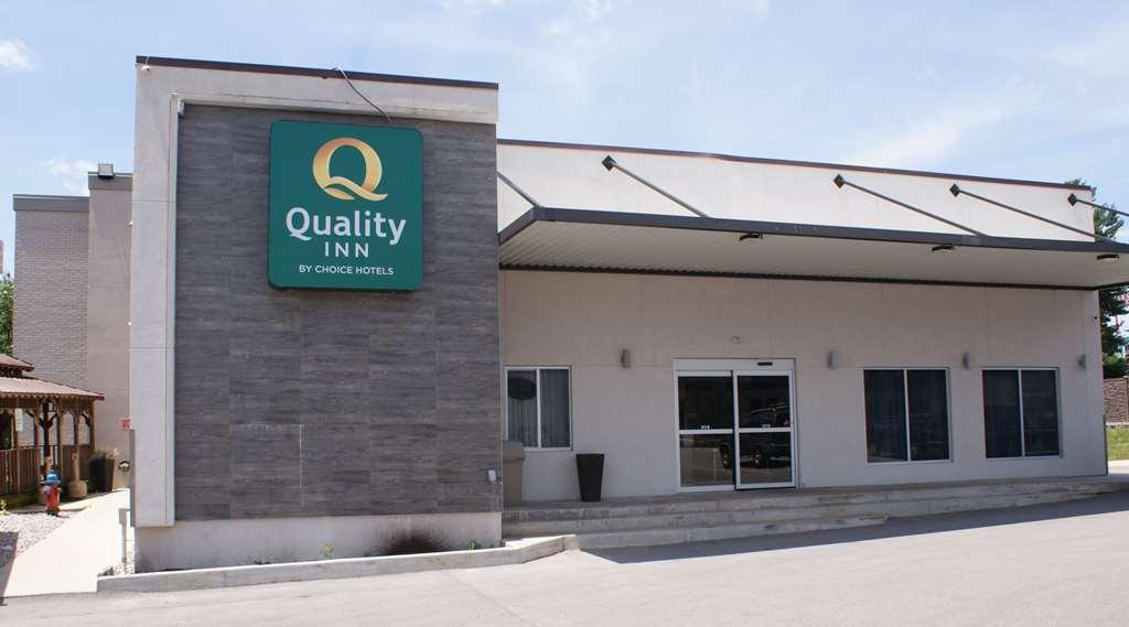 Quality Inn קוקוויל מראה חיצוני תמונה