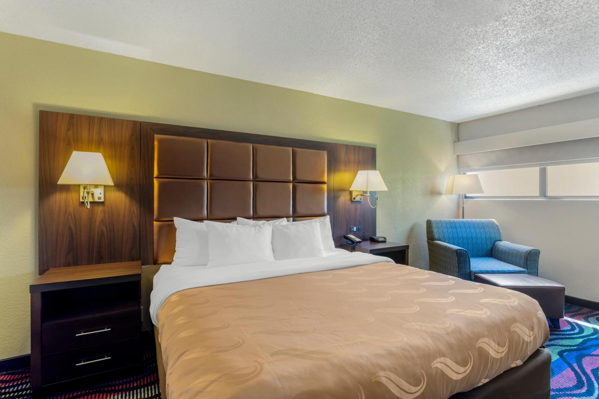 Quality Inn קוקוויל מראה חיצוני תמונה